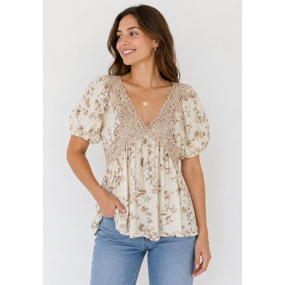 Oddi Floral Lace Trim Blouse V-neck Short Sleeve 1XL